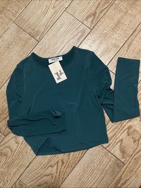 Double Zero Teal Crewneck Long Sleeve Crop Top